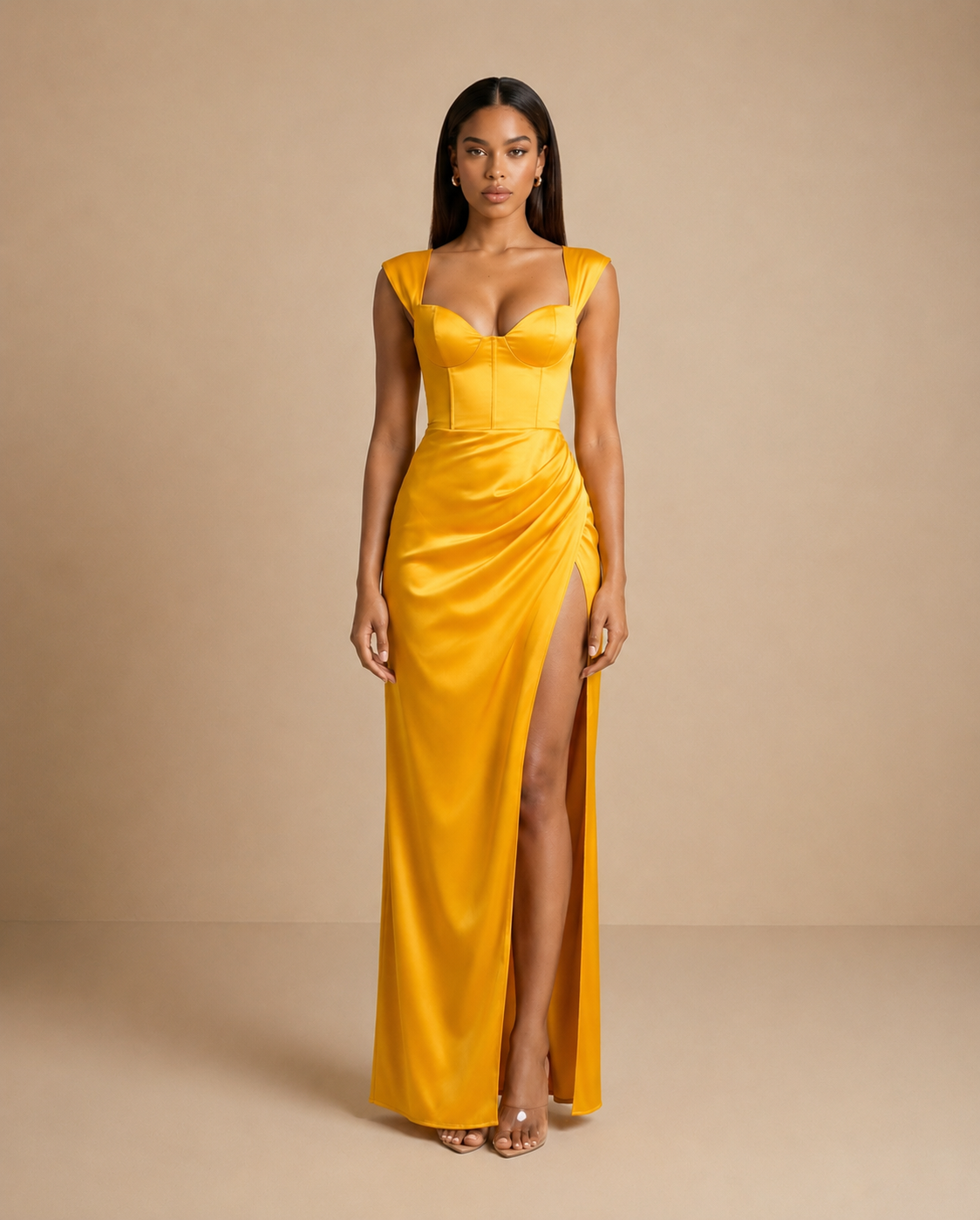 SHE Vestido de satén con corsé dorado Signorina