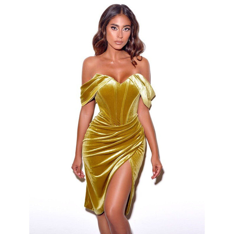 SHE Killed It vestido con corsé de terciopelo dorado